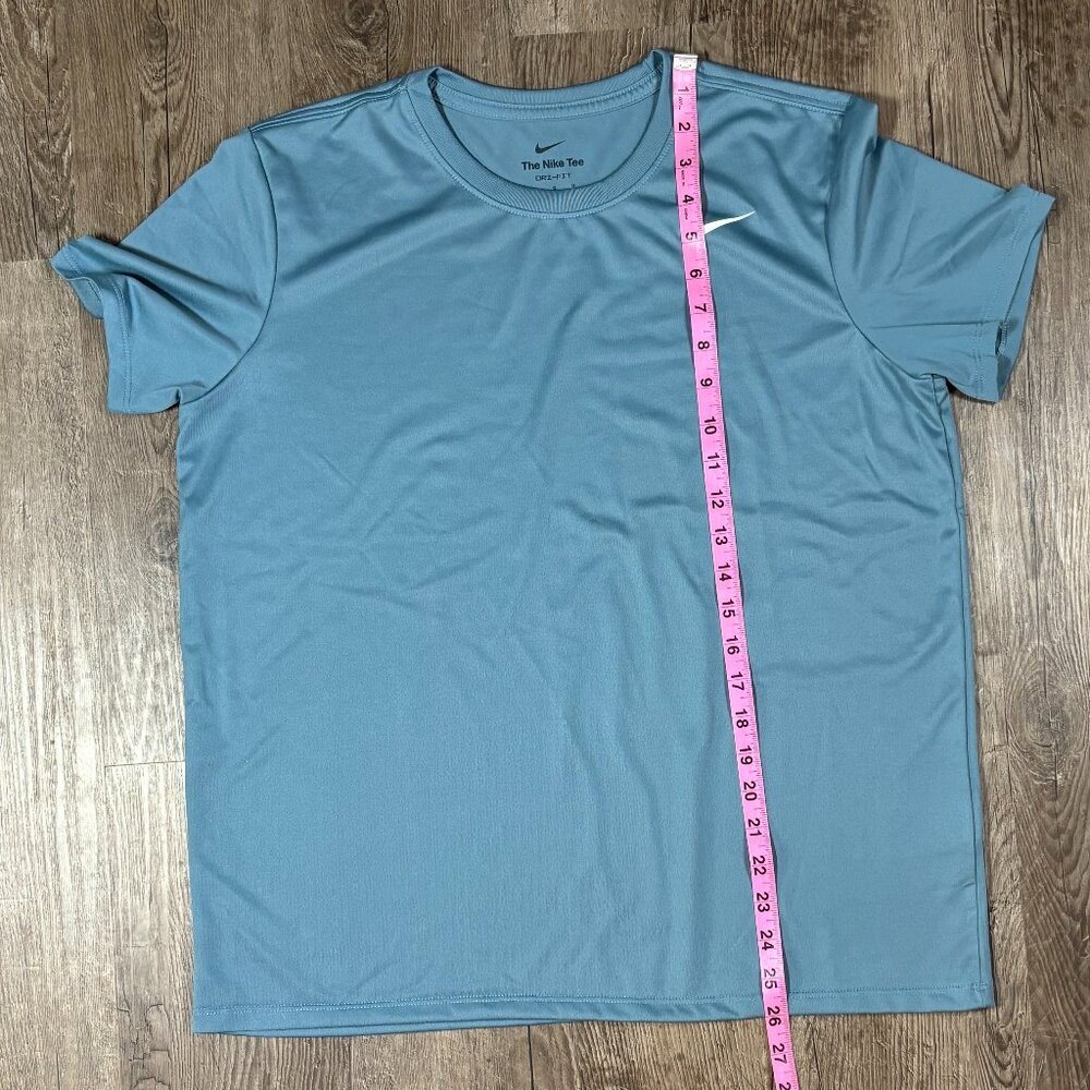 Nike The Nike Tee DRI-FIT T-Shirt - Picture 6 of 10